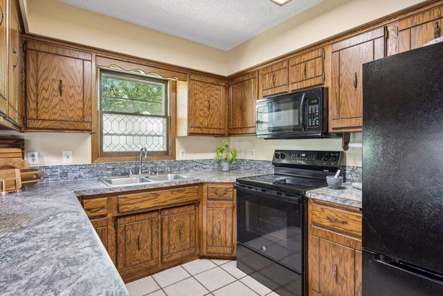 3041 164th Lane NW, Andover, MN 55304