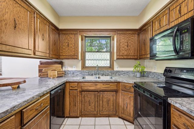3041 164th Lane NW, Andover, MN 55304