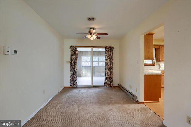 1132 LOOP DR, Harrisburg, PA 17112