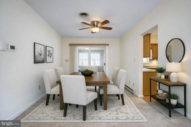 1132 LOOP DR, Harrisburg, PA 17112