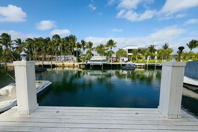 1987 NE 123rd St, North Miami, FL 33181