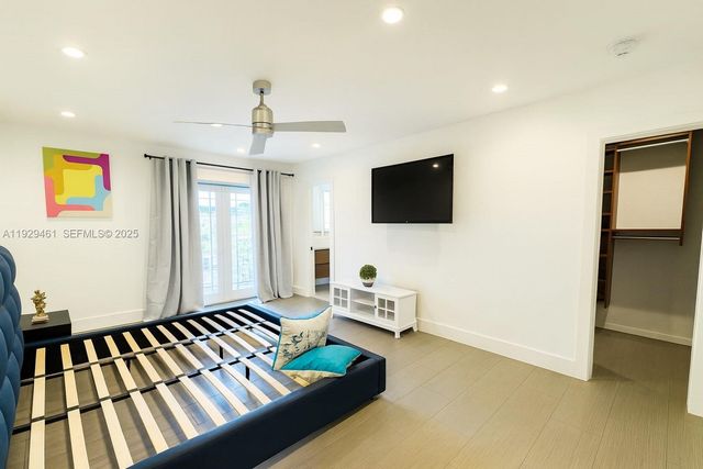 1987 NE 123rd St, North Miami, FL 33181