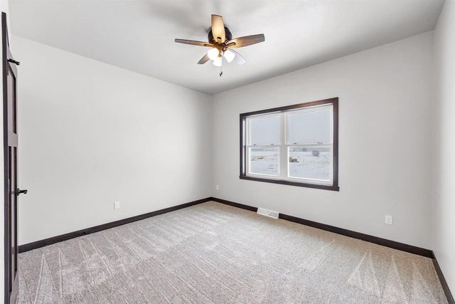 2712 WESTLINE ROAD, Suamico, WI 54313