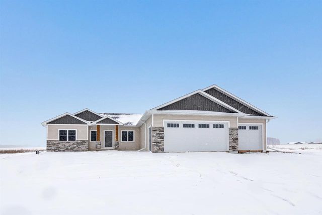 2712 WESTLINE ROAD, Suamico, WI 54313