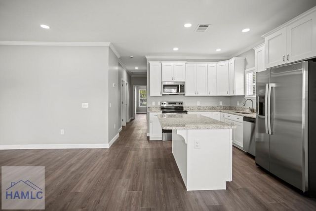 19 Pecan Street, Ludowici, GA 31316