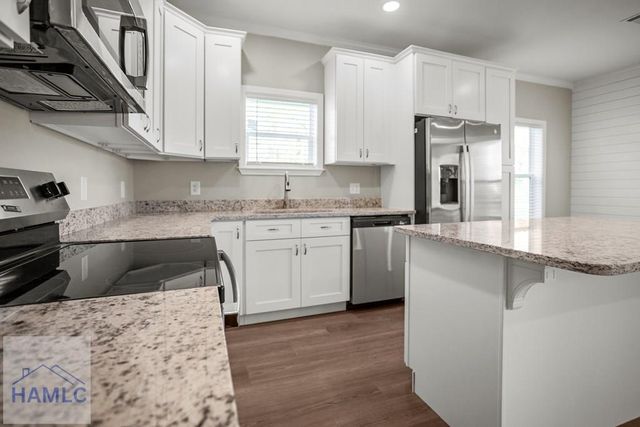 19 Pecan Street, Ludowici, GA 31316