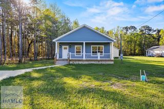 19 Pecan Street, Ludowici, GA 31316