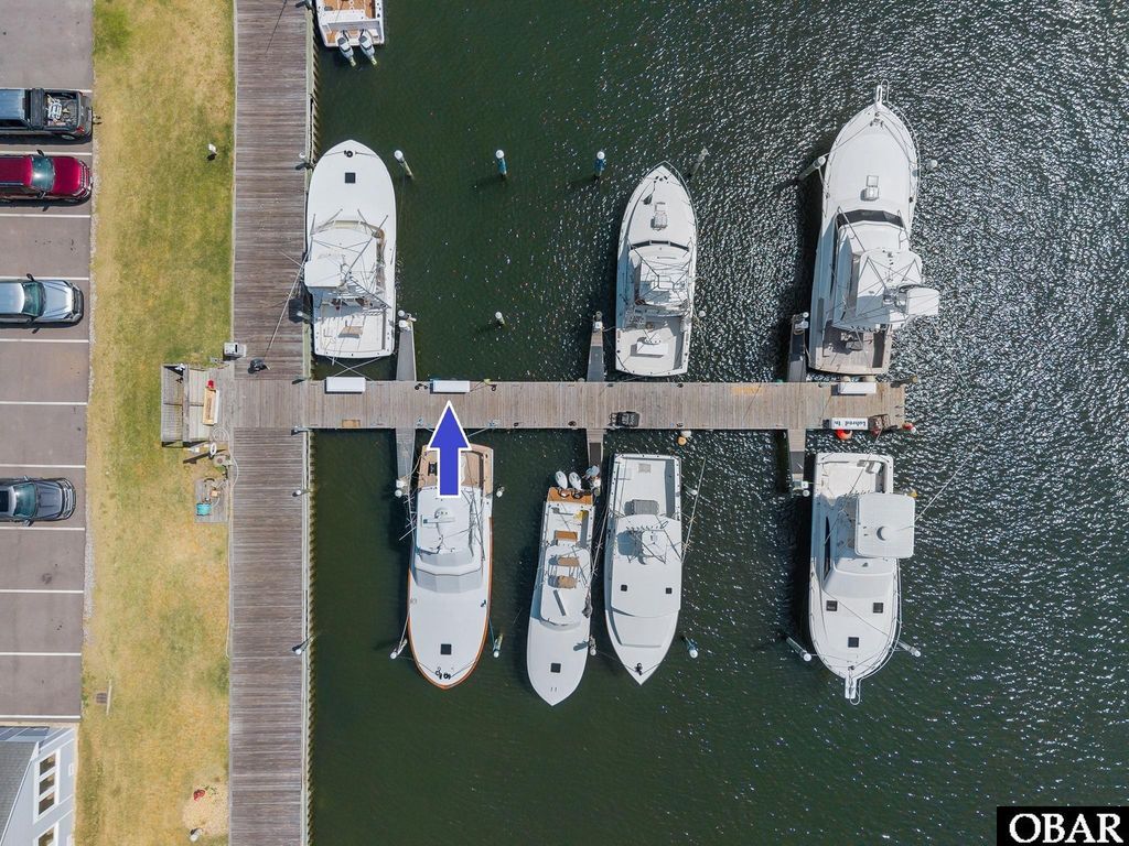 Image 12 of property listing at 0 Docks Slip 76, Manteo, NC 27954