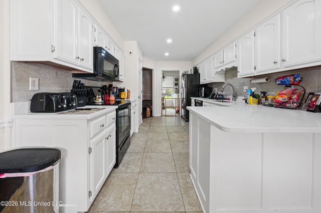 9434 Bryant Trent Boulevard, Olive Branch, MS 38654