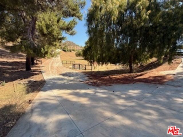 33317 Decker Canyon Road, Malibu, CA 90265