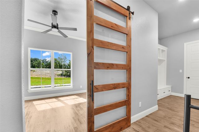 544 Aermotor Loop, Weatherford, TX 76085