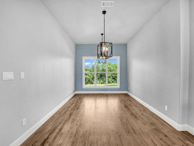 544 Aermotor Loop, Weatherford, TX 76085