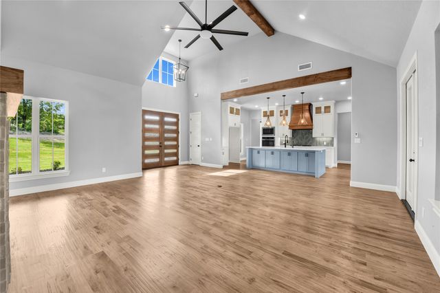 544 Aermotor Loop, Weatherford, TX 76085