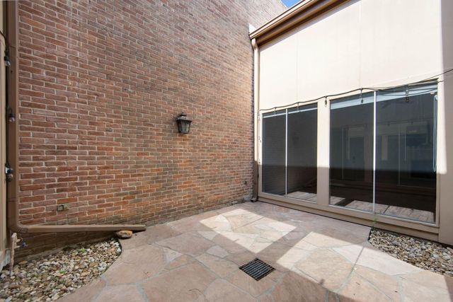 9621 Longmont Drive, Houston, TX 77063
