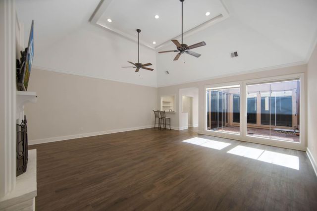 9621 Longmont Drive, Houston, TX 77063