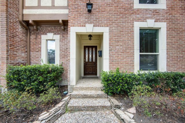 9621 Longmont Drive, Houston, TX 77063