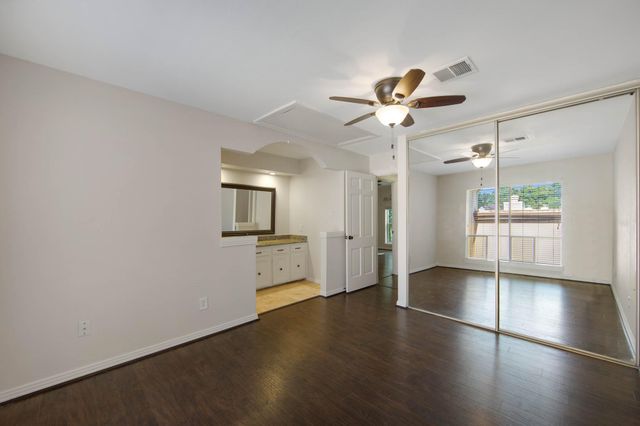 9621 Longmont Drive, Houston, TX 77063