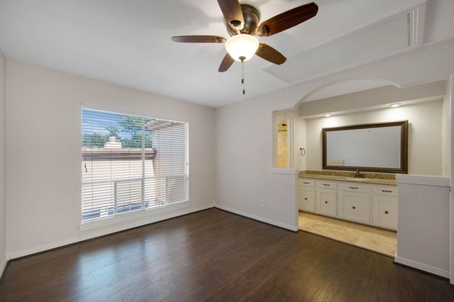 9621 Longmont Drive, Houston, TX 77063