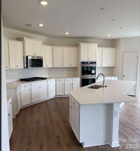 2099 Morning Gold Drive, Maiden, NC 28650