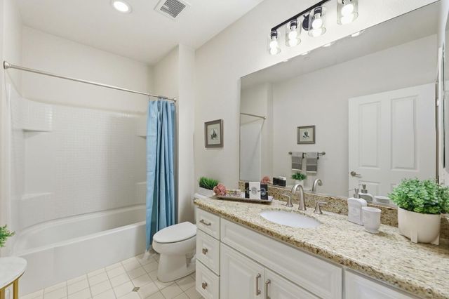 1445 Fruitdale Avenue 313, San Jose, CA 95128