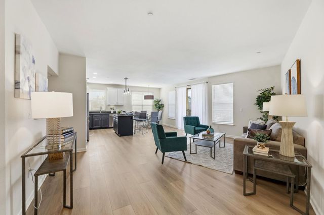 1445 Fruitdale Avenue 313, San Jose, CA 95128