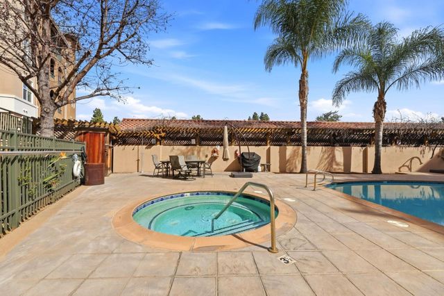 1445 Fruitdale Avenue 313, San Jose, CA 95128