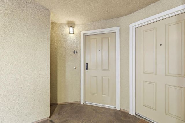 1445 Fruitdale Avenue 313, San Jose, CA 95128