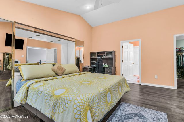 702 Cedar Point Court, Toms River, NJ 08753
