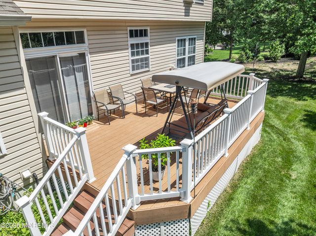 702 Cedar Point Court, Toms River, NJ 08753