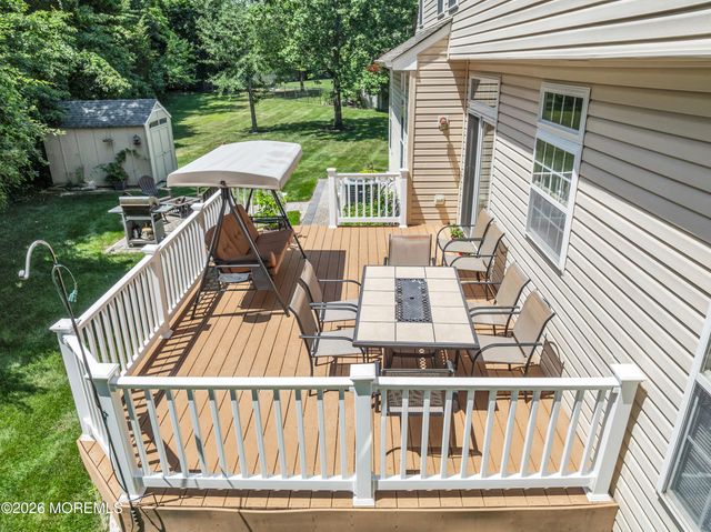 702 Cedar Point Court, Toms River, NJ 08753