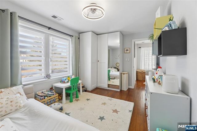 77 Scrivens Street, Totowa, NJ 07512