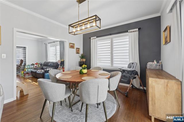 77 Scrivens Street, Totowa, NJ 07512