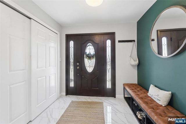 77 Scrivens Street, Totowa, NJ 07512