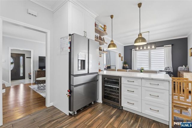 77 Scrivens Street, Totowa, NJ 07512