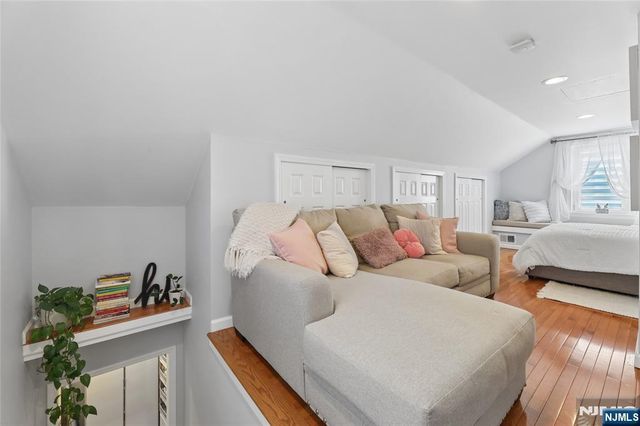 77 Scrivens Street, Totowa, NJ 07512