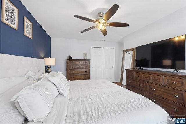 77 Scrivens Street, Totowa, NJ 07512