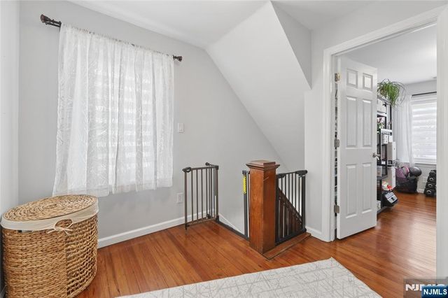 77 Scrivens Street, Totowa, NJ 07512