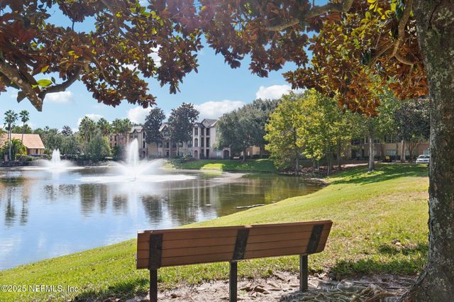 7800 POINT MEADOWS Drive, 613, Jacksonville, FL 32256