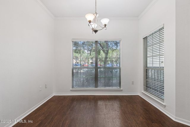 7800 POINT MEADOWS Drive, 613, Jacksonville, FL 32256