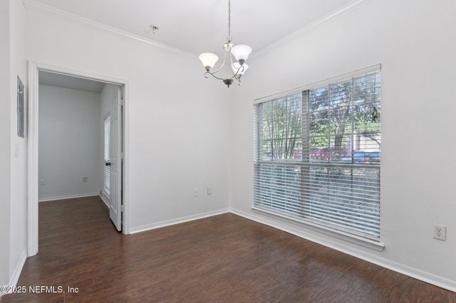 7800 POINT MEADOWS Drive, 613, Jacksonville, FL 32256