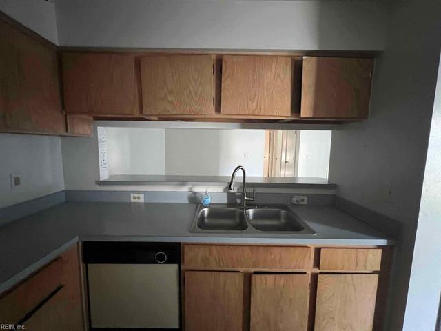 540 Michael Irvin DR, Newport News, VA 23602