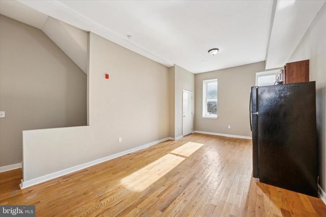 2439 N COLLEGE AVE, Philadelphia, PA 19121