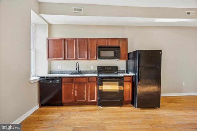 2439 N COLLEGE AVE, Philadelphia, PA 19121