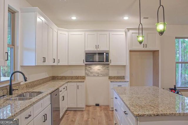 48 Honeysuckle Drive, Lafayette, GA 30728