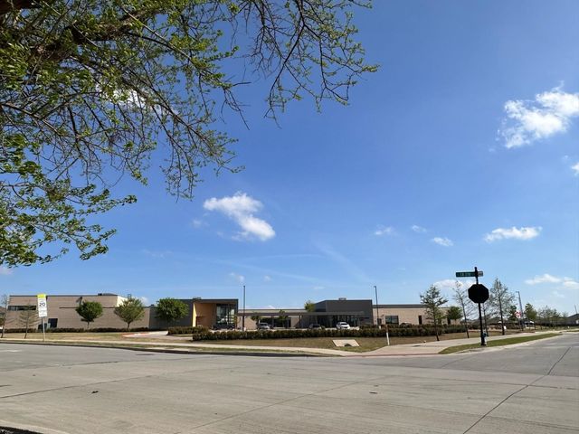 1704 Dunbrook Road, Mckinney, TX 75071