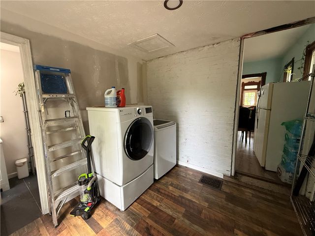 57 S Torrence Street, Dayton, OH 45403