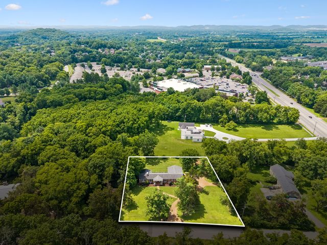 1105 Spencer Creek Pass, Franklin, TN 37069