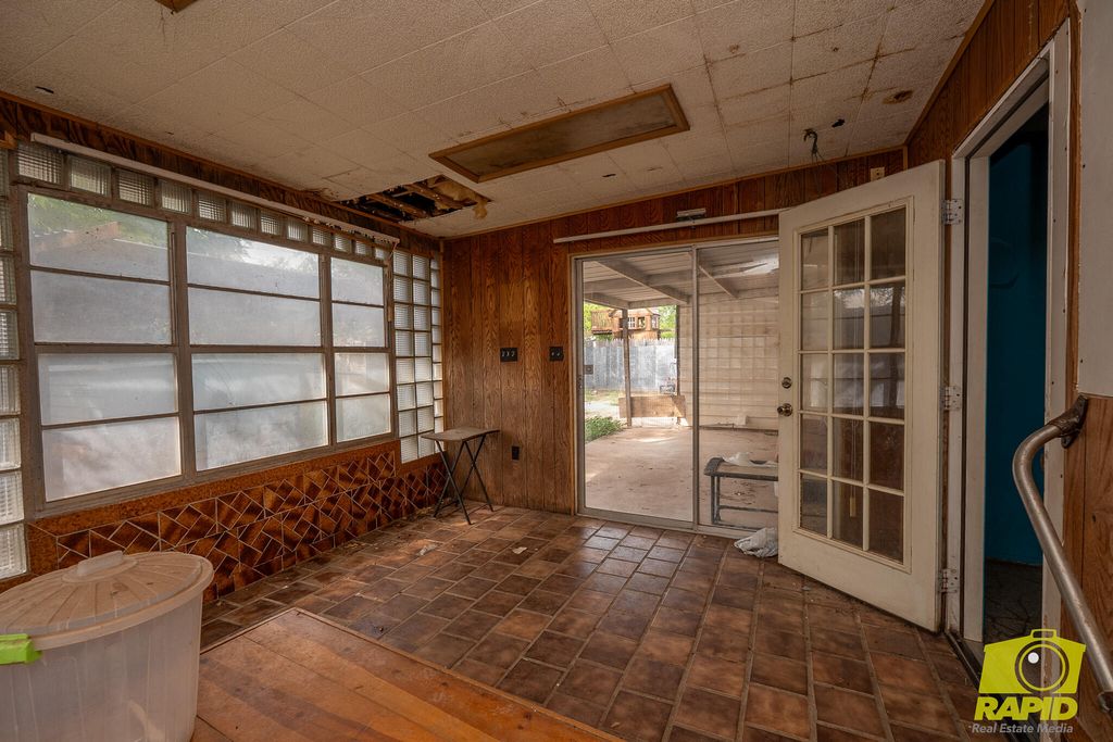 Image 21 of property listing at 1823 Edmund Boulevard, San Angelo, TX 76901