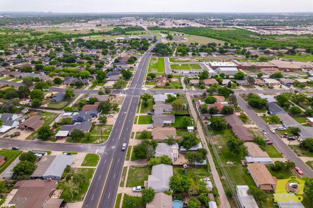 Image 33 of property listing at 1823 Edmund Boulevard, San Angelo, TX 76901