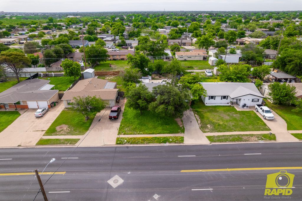 Image 36 of property listing at 1823 Edmund Boulevard, San Angelo, TX 76901